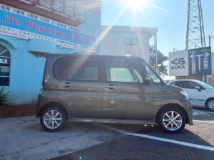 ダイハツタント中古車